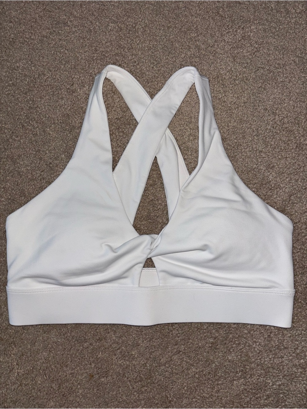 Fabletics White Twist-Front Crossback Sports Bra